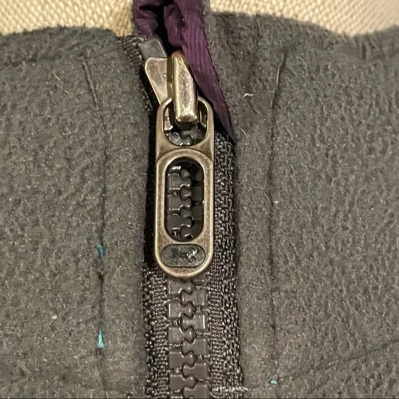 UNDER ARMOUR Fleece Full-Zip Logo Long Sleeve Sweater - Picture 4 of 8